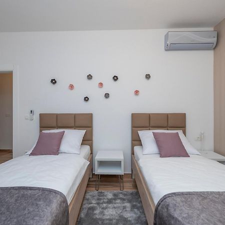 Luxury Apartments - La Vir 1 & 2 Zewnętrze zdjęcie