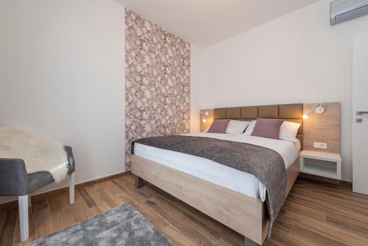 Luxury Apartments - La Vir 1 & 2 Zewnętrze zdjęcie