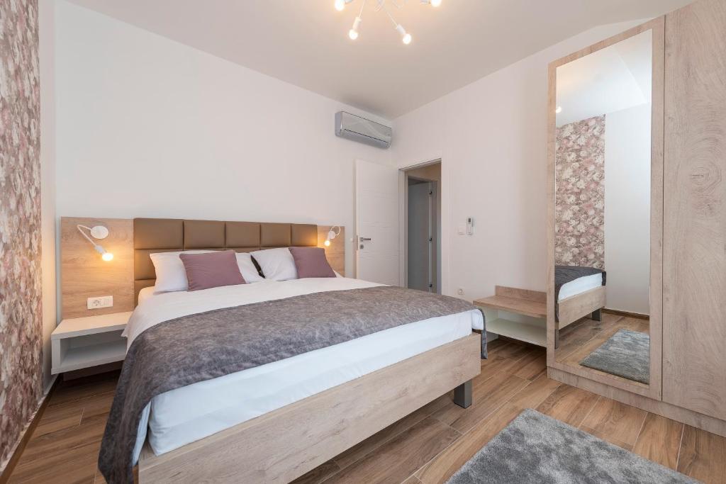Luxury Apartments - La Vir 1 & 2 Zewnętrze zdjęcie