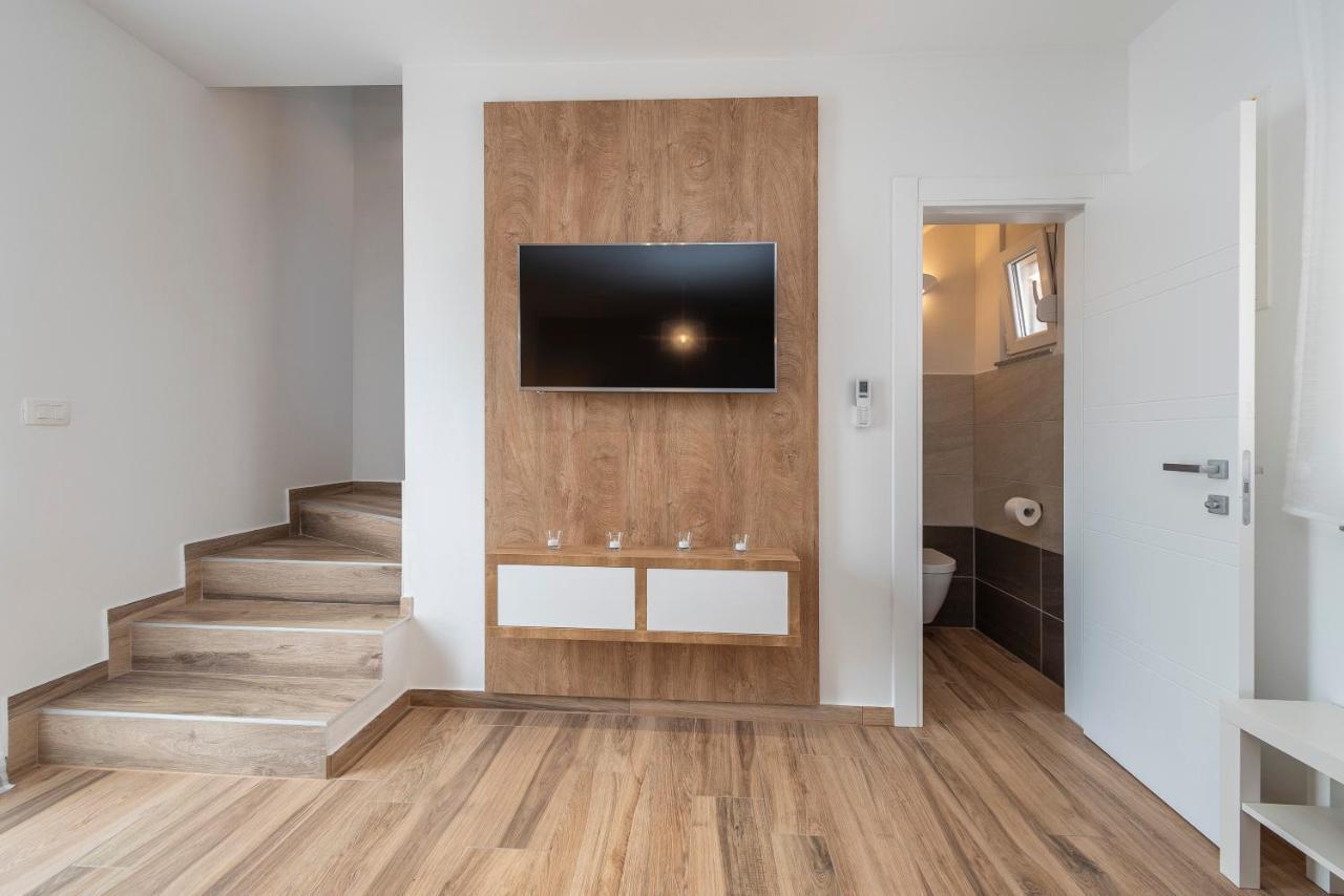 Luxury Apartments - La Vir 1 & 2 Zewnętrze zdjęcie