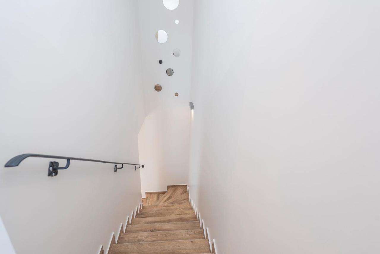 Luxury Apartments - La Vir 1 & 2 Zewnętrze zdjęcie