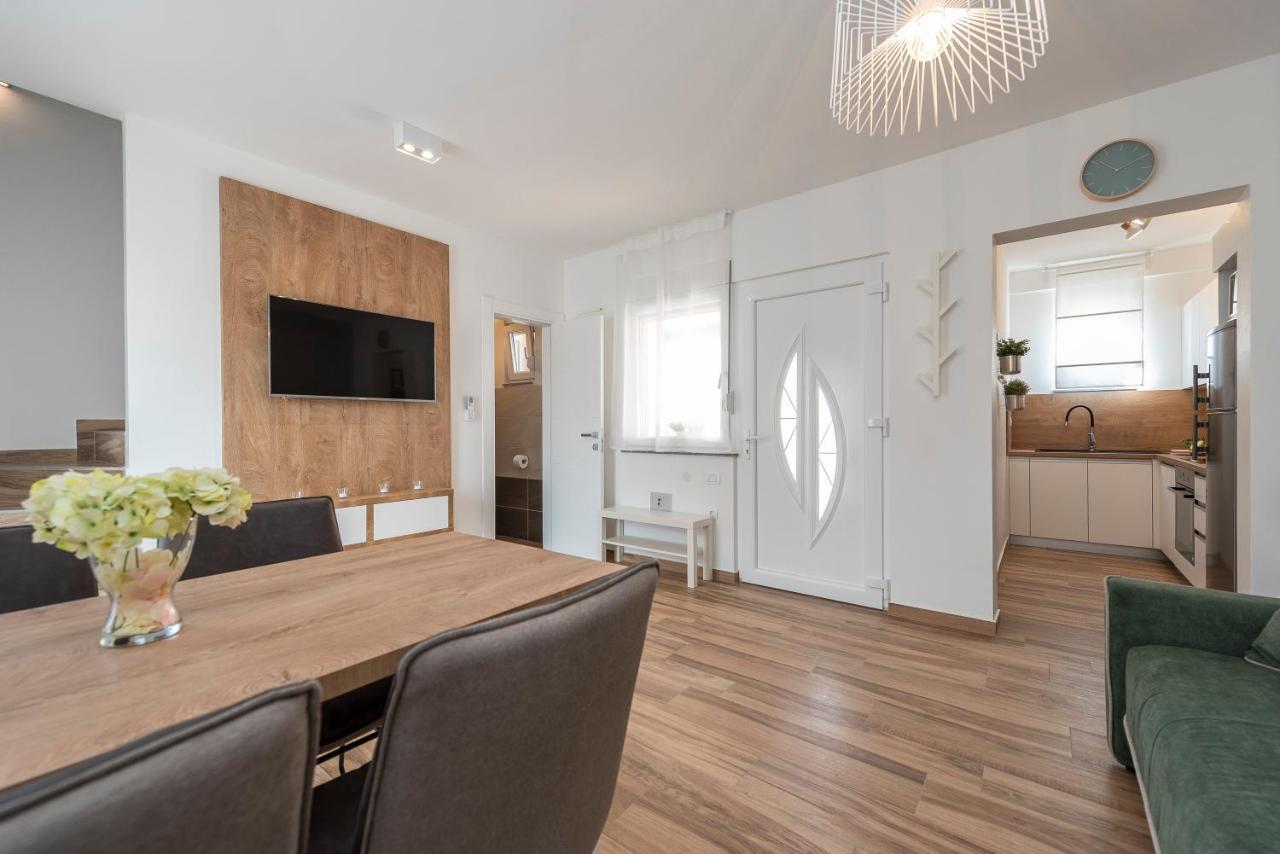 Luxury Apartments - La Vir 1 & 2 Zewnętrze zdjęcie