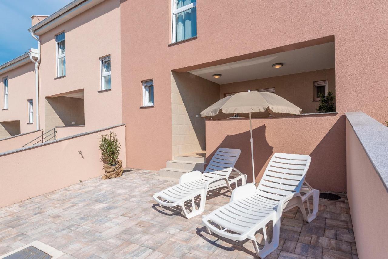 Luxury Apartments - La Vir 1 & 2 Zewnętrze zdjęcie